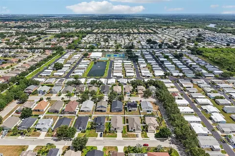 View/Area - 4907 58th Ter E, Bradenton, FL 34203 photo 5 of 9