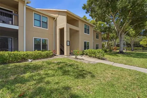 4057 Crockers Lake Blvd #17, Sarasota, FL 34238