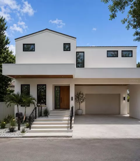 1680 Cherry Ln, Sarasota, FL 34236