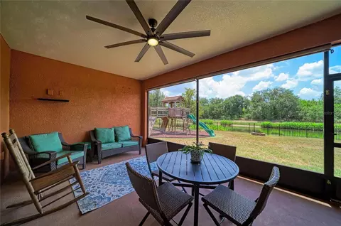 Exterior - 316 Star Shell Dr, Apollo Beach, FL 33572 photo 3 of 10