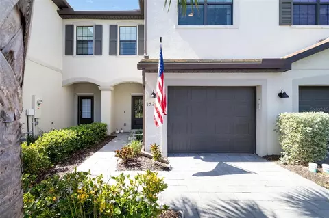 15210 Sunny Day Dr, Bradenton, FL 34211