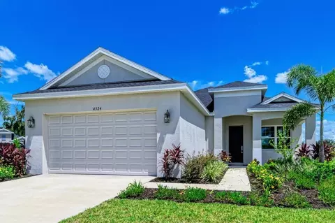Exterior - 4324 Sea Marsh Pl, Parrish, FL 34219 photo 2 of 7