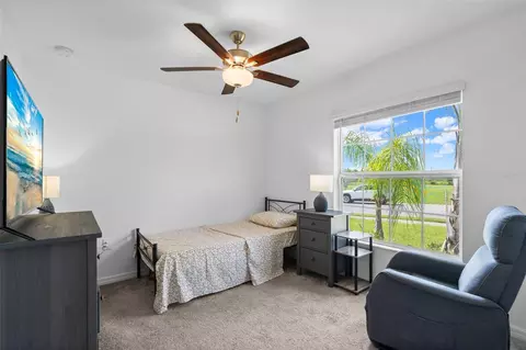 Bedroom - 13608 Sunset Sapphire Ct, Parrish, FL 34219 photo 5 of 6