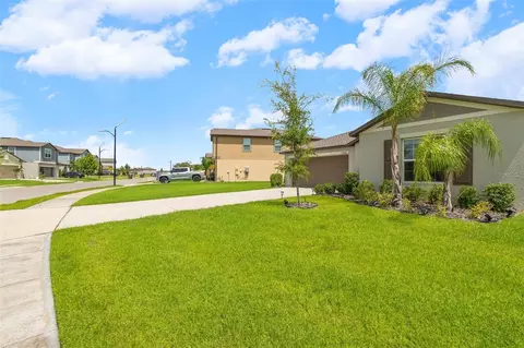 Exterior - 13608 Sunset Sapphire Ct, Parrish, FL 34219 photo 10 of 11
