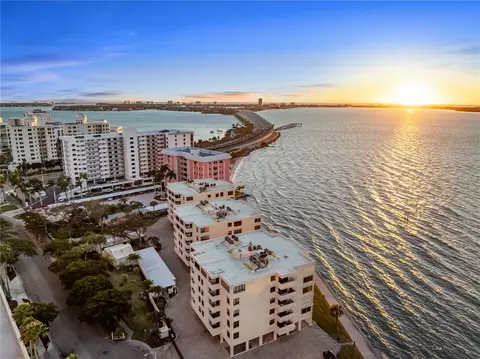 101 Sunset Dr #PH1, Sarasota, FL 34236
