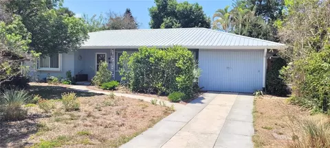 2230 Bougainvillea St, Sarasota, FL 34239