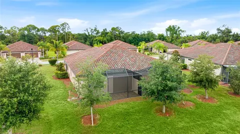 Exterior - 12192 Amica Loop, Venice, FL 34293 photo 8 of 13