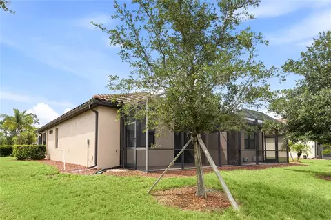 Exterior - 12192 Amica Loop, Venice, FL 34293 photo 9 of 13