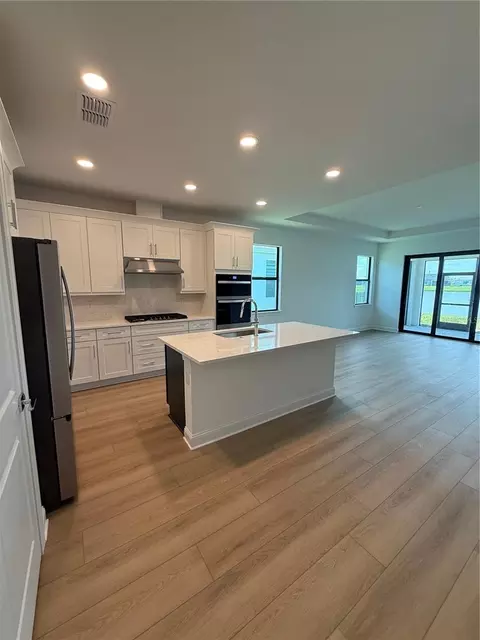 Undisclosed, Apollo Beach, FL 33572 photo 10