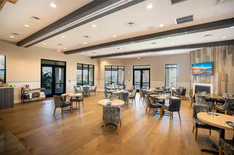 Dining - 12672 Fontana Loop, Bradenton, FL 34211 photo 4 of 4
