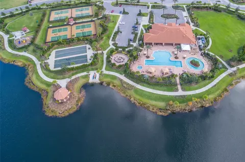 View/Area - 12672 Fontana Loop, Bradenton, FL 34211 photo 6 of 21