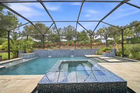 Exterior - 12672 Fontana Loop, Bradenton, FL 34211 photo 4 of 20