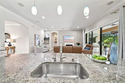 Kitchen - 12672 Fontana Loop, Bradenton, FL 34211 photo 6 of 6