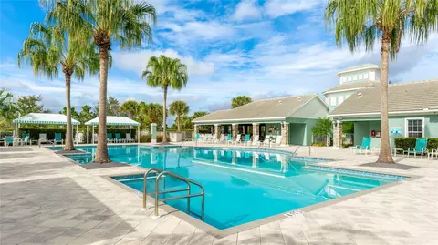 Exterior - 10601 Falling Leaf Ct, Parrish, FL 34219 photo 8 of 12