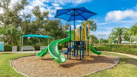 View/Area - 10601 Falling Leaf Ct, Parrish, FL 34219 photo 2 of 7