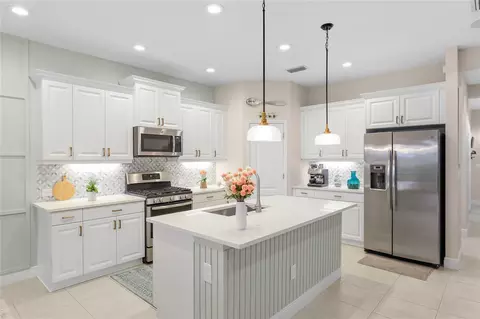 Kitchen - 10601 Falling Leaf Ct, Parrish, FL 34219 photo 1 of 3