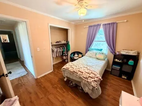 Bedroom - 420 53rd Ave E, Bradenton, FL 34203 photo 6 of 6