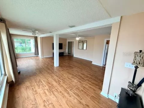 Living - 420 53rd Ave E, Bradenton, FL 34203 photo 1 of 5