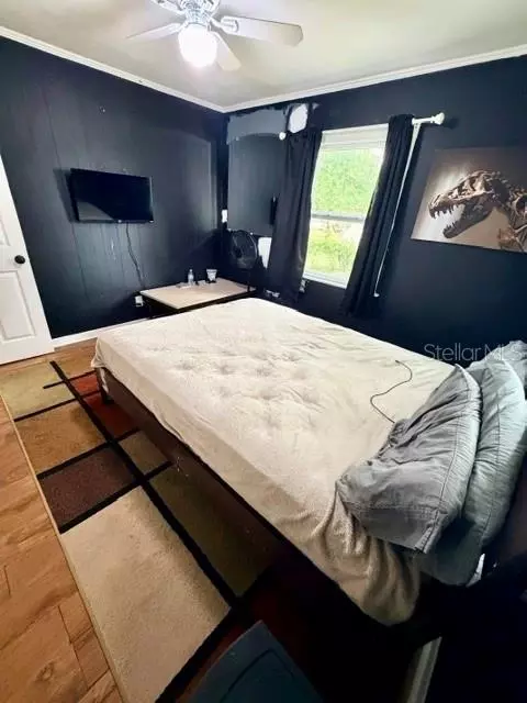 Bedroom - 420 53rd Ave E, Bradenton, FL 34203 photo 3 of 6