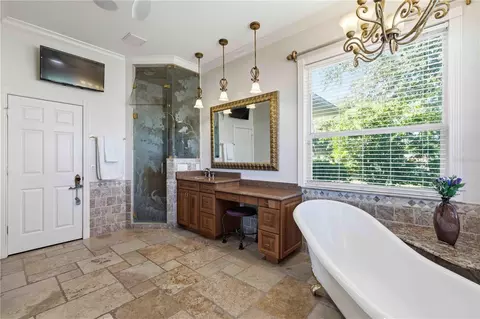 Bath - 20207 77th Ave E, Bradenton, FL 34202 photo 3 of 5