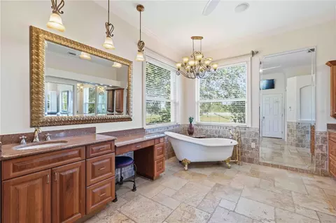 Bath - 20207 77th Ave E, Bradenton, FL 34202 photo 4 of 5