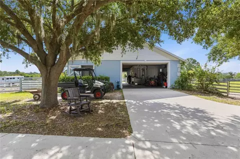 Exterior - 20207 77th Ave E, Bradenton, FL 34202 photo 14 of 19