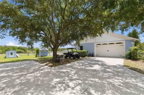 Exterior - 20207 77th Ave E, Bradenton, FL 34202 photo 13 of 19