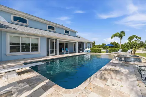 Exterior - 20207 77th Ave E, Bradenton, FL 34202 photo 8 of 19