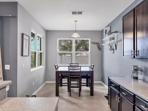 Dining - 6307 4th St E, Bradenton, FL 34203 photo 3 of 3