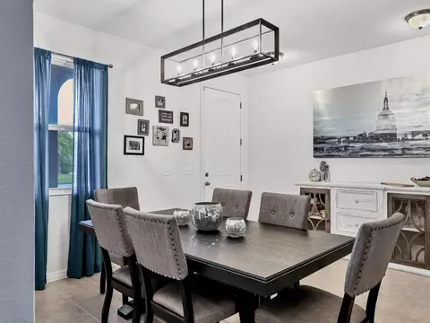 Dining - 6307 4th St E, Bradenton, FL 34203 photo 2 of 3