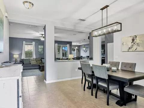 Dining - 6307 4th St E, Bradenton, FL 34203 photo 1 of 3