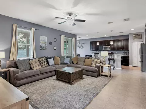 Living - 6307 4th St E, Bradenton, FL 34203 photo 2 of 3