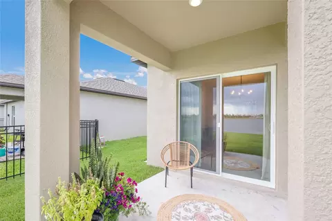 Exterior - 8732 Sunset Park Trl, Parrish, FL 34219 photo 4 of 7