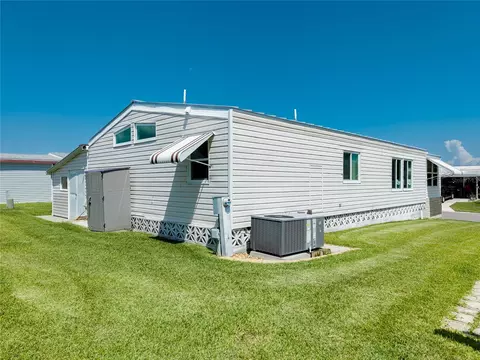 Exterior - 4215 14th St E, Ellenton, FL 34222 photo 3 of 5