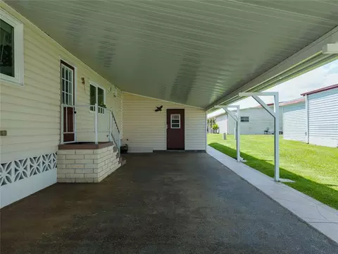 Exterior - 4215 14th St E, Ellenton, FL 34222 photo 1 of 5