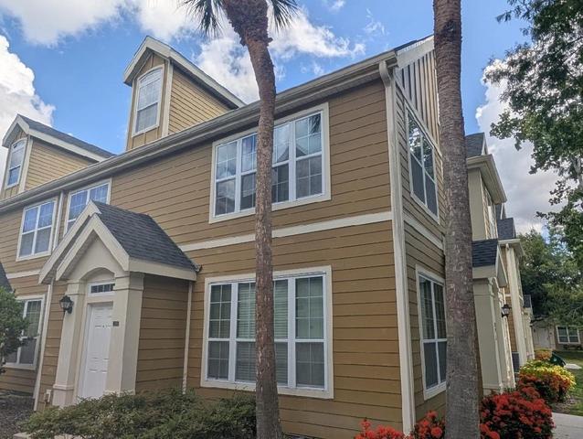 5611 Bidwell Pkwy #204, Sarasota, FL 34233