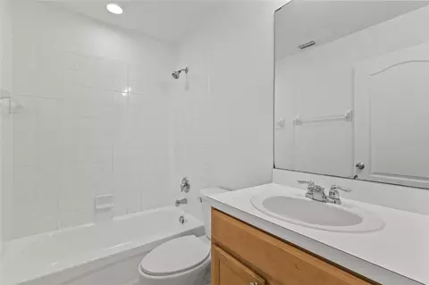 220 Cape Harbour Loop UNIT 101, Bradenton, FL 34212 photo 15