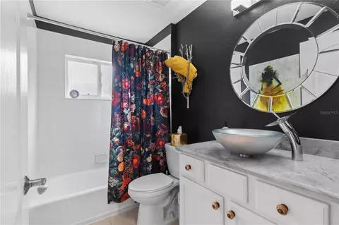 Bath - 8964 Stone Harbour Loop, Bradenton, FL 34212 photo 1 of 3