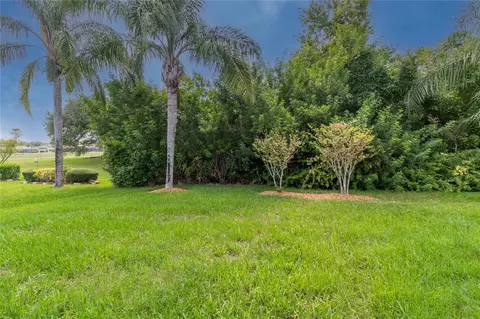 Exterior - 8964 Stone Harbour Loop, Bradenton, FL 34212 photo 9 of 18