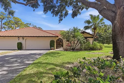 5451 Golf Pointe Dr #V-225, Sarasota, FL 34243