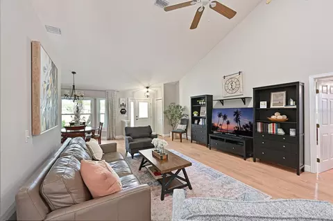 Living - 305 Mill Run E, Bradenton, FL 34212 photo 4 of 4