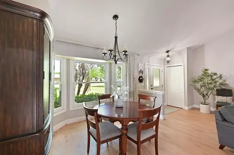 Dining - 305 Mill Run E, Bradenton, FL 34212 photo 2 of 3