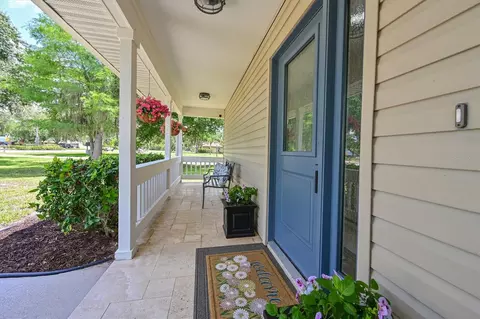 Exterior - 305 Mill Run E, Bradenton, FL 34212 photo 3 of 12