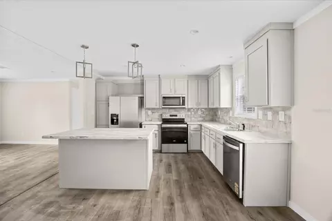 Kitchen - 16226 NW 254th St, Okeechobee, FL 34972 photo 3 of 3