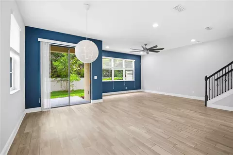Living - 7856 52nd Ter E, Bradenton, FL 34203 photo 2 of 11