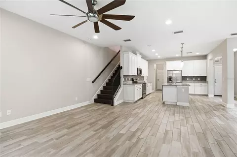 Living - 7856 52nd Ter E, Bradenton, FL 34203 photo 5 of 11