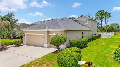 Exterior - 1416 Hickory View Cir, Parrish, FL 34219 photo 2 of 11