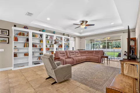 Living - 1416 Hickory View Cir, Parrish, FL 34219 photo 1 of 1