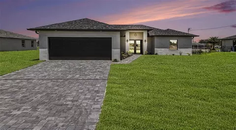 1704 NW 6th Pl, Cape Coral, FL 33993