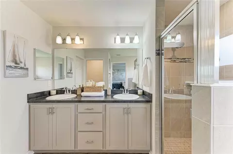 Bath - 6708 162nd Pl E, Parrish, FL 34219 photo 1 of 4